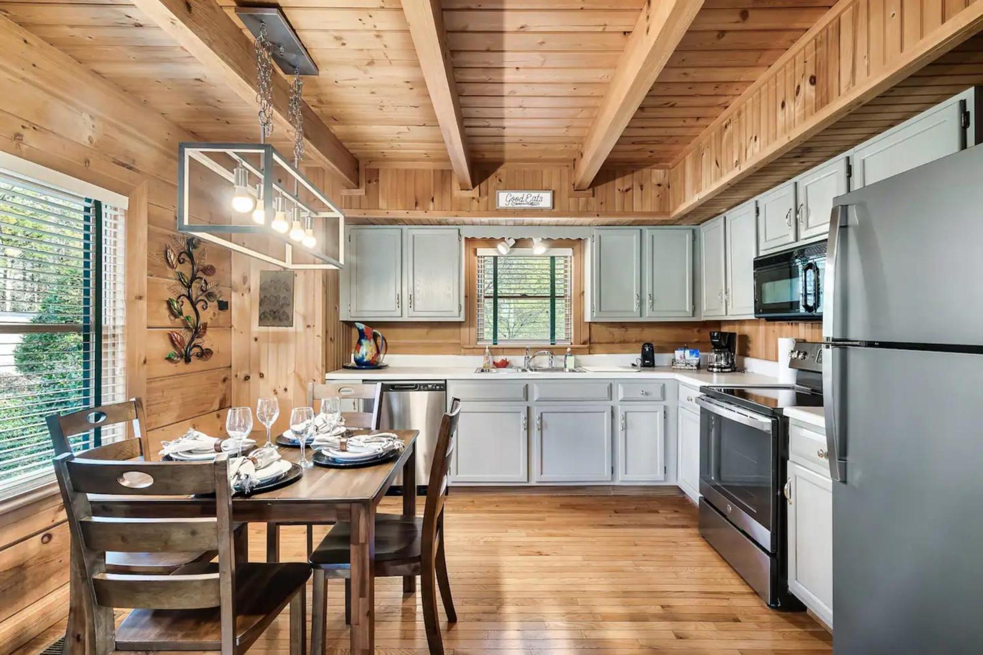 Views 1Br15Bath Pet-Friendly With Hot Tub & Bbq Pigeon Forge Exterior foto